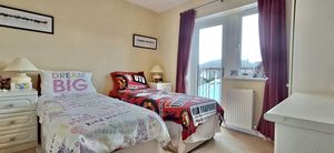 Photo 17- click for photo gallery